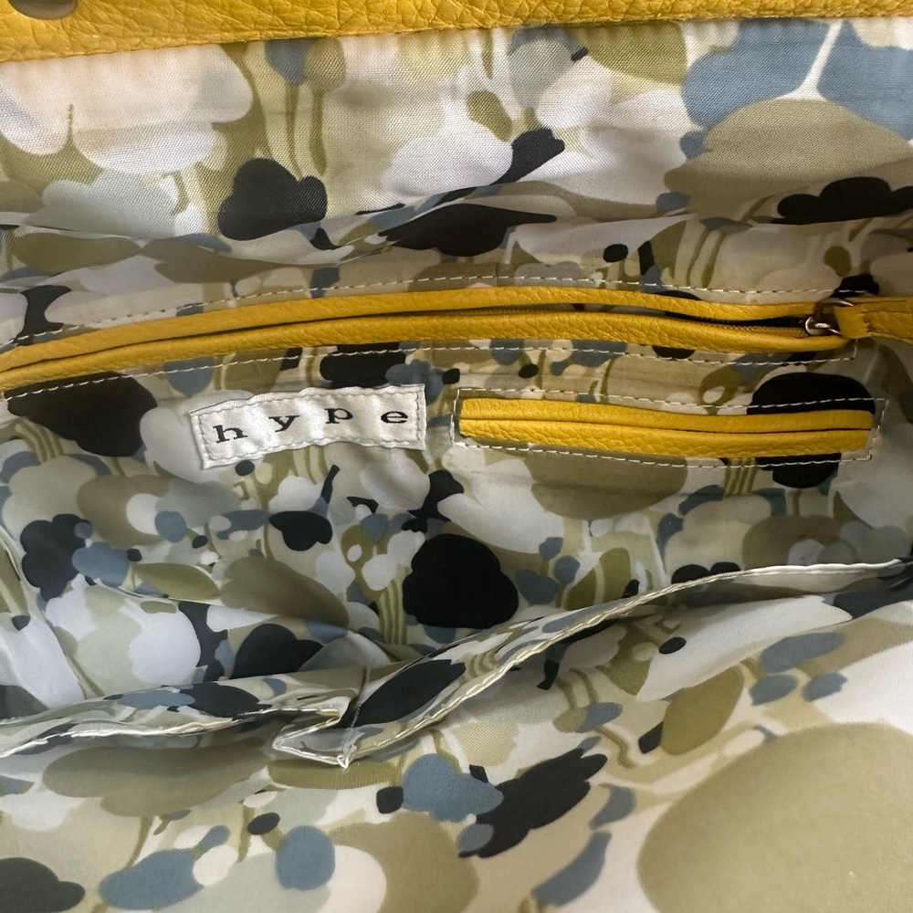 Hype Y2K Yellow Pebbled Leather Satchel with Detachable Strap - Costa Del Sol - Picture 4 of 13